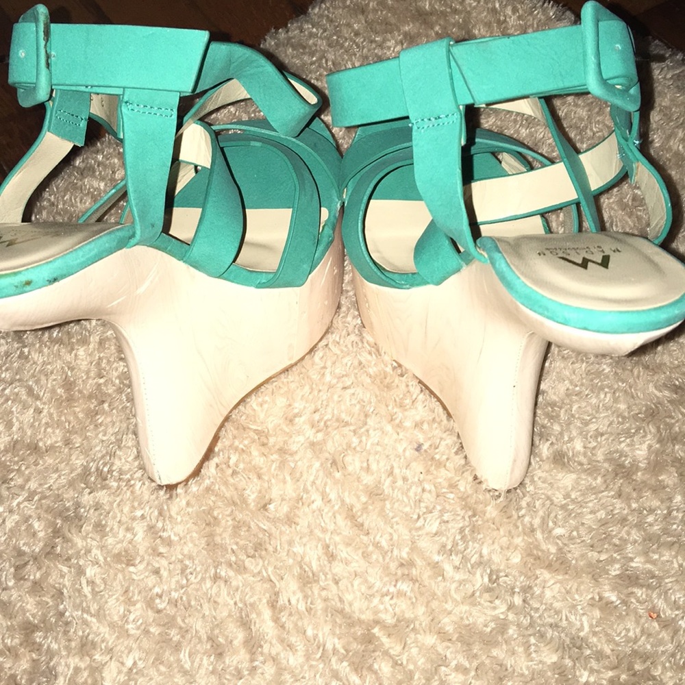 Madison wedges - Picture 2 of 2
